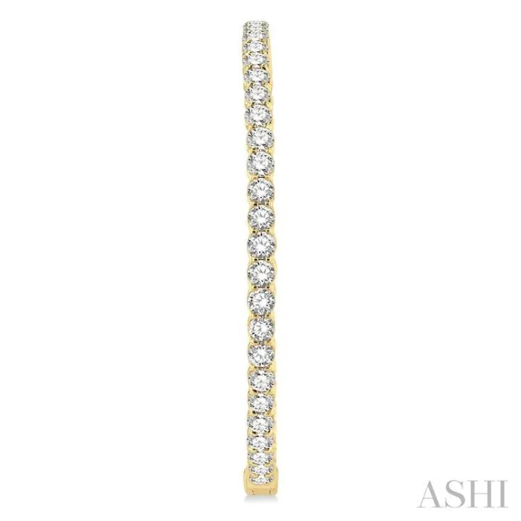 10.00 ctw Inside-Out Round Cut Diamond 2-Inch Hoop Earrings in 14K Yellow Gold