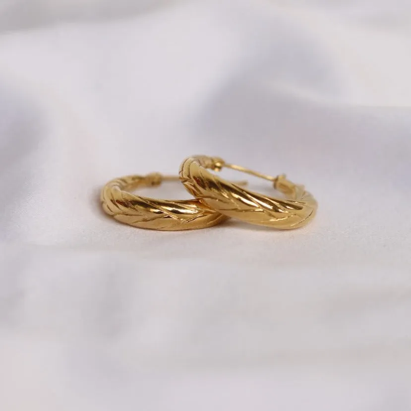 18K Gold-Filled Twisted Hoop