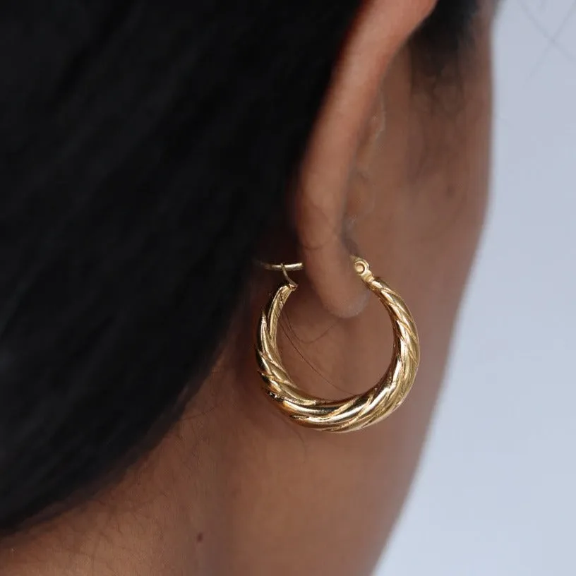 18K Gold-Filled Twisted Hoop
