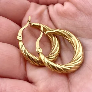 18K Gold-Filled Twisted Hoop