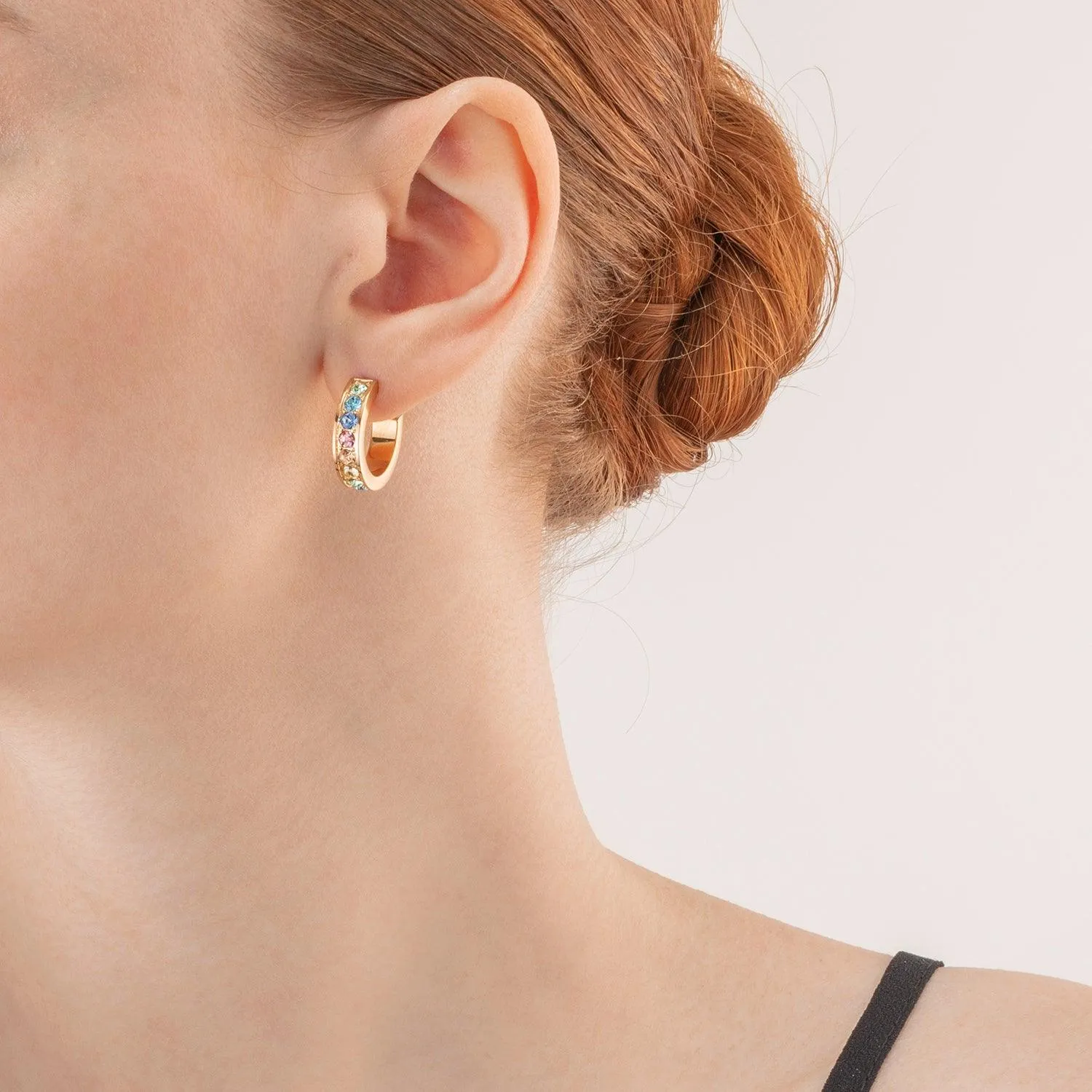 Coeur De Lion 20mm Crystals Hoop Earrings - Gold & Multicolour