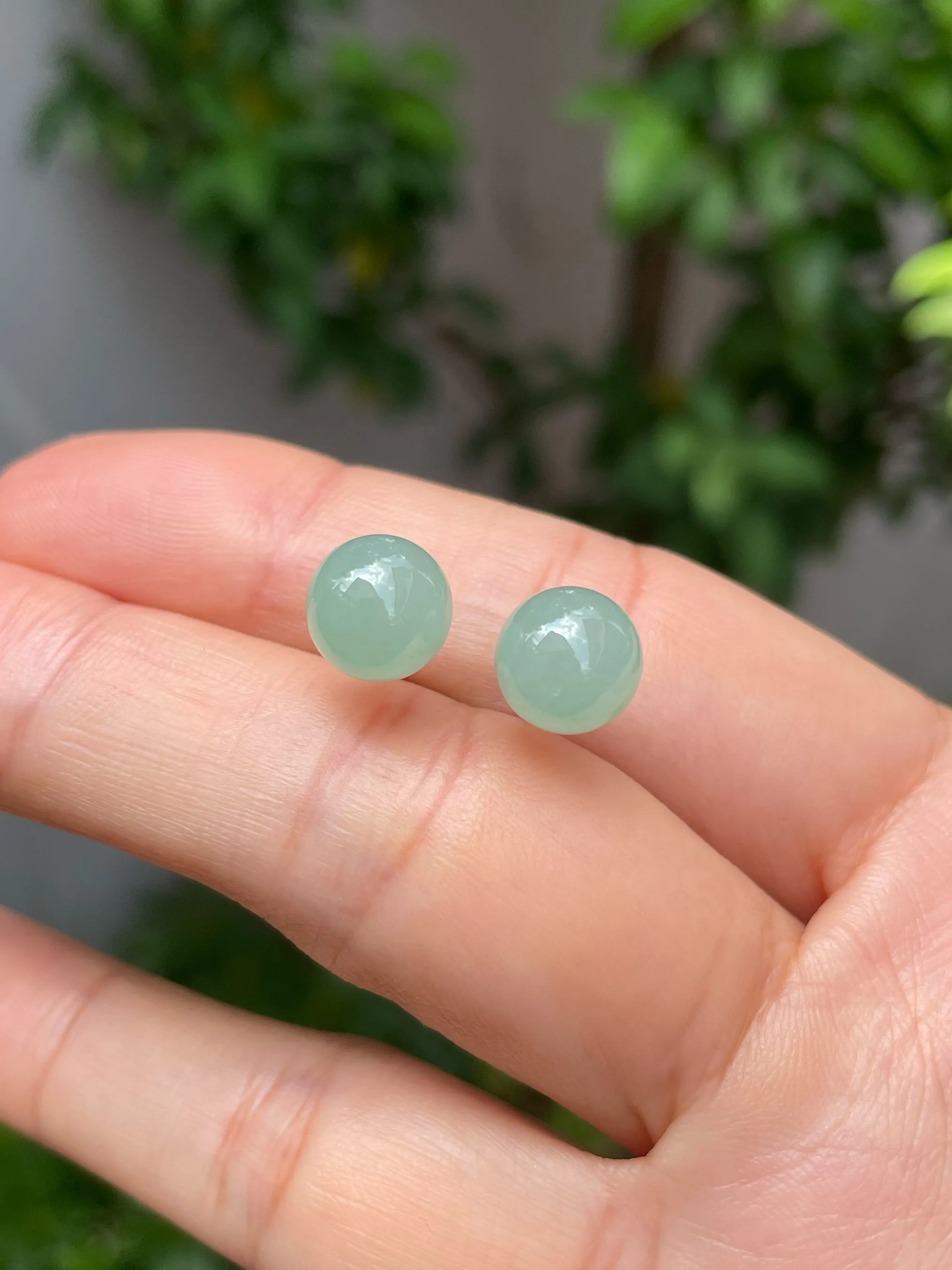 Light Green Jade Ball Earrings (NJE106)