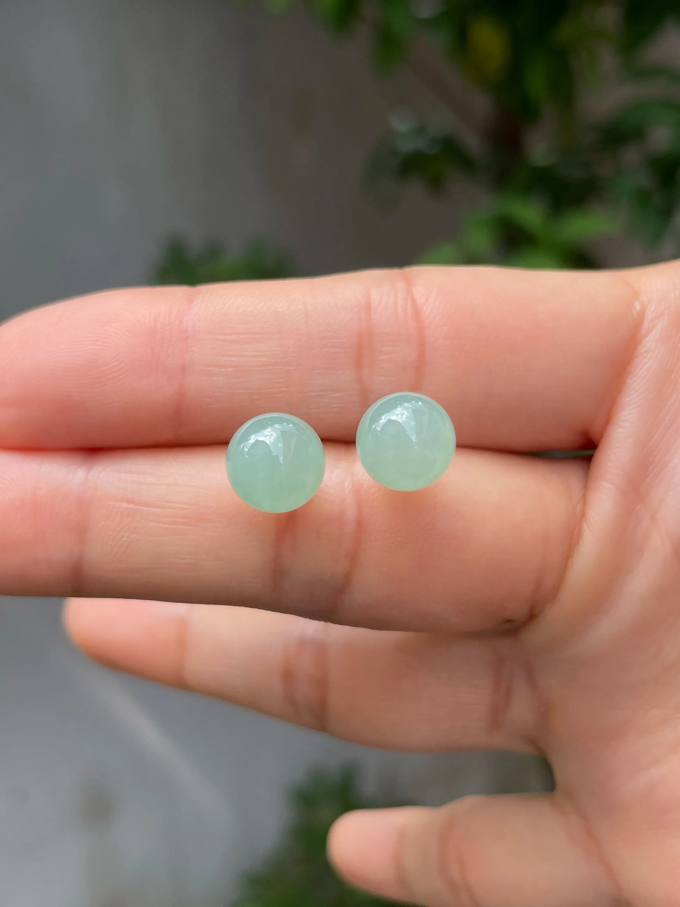 Light Green Jade Ball Earrings (NJE106)