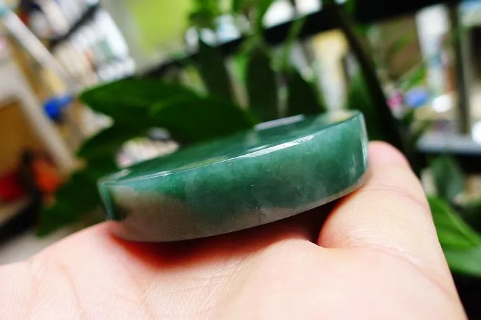 Natural Jade Rough Jadeite Raw (102g,5.6X1.4cm)