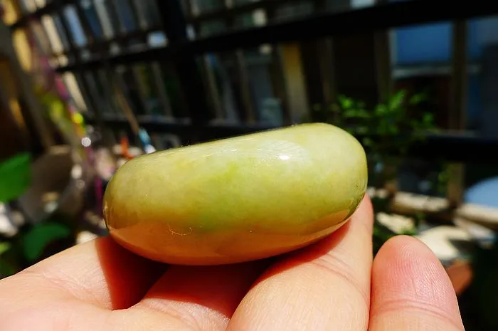 Natural Jade Rough Jadeite Raw (120g,5.3X2cm)