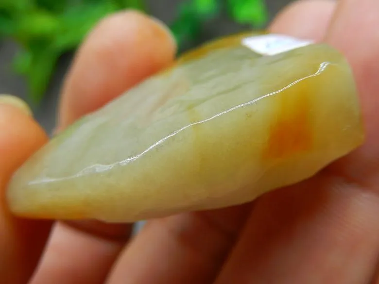 Natural Jade Rough Jadeite Raw (33g, 47X34X12.6mm)
