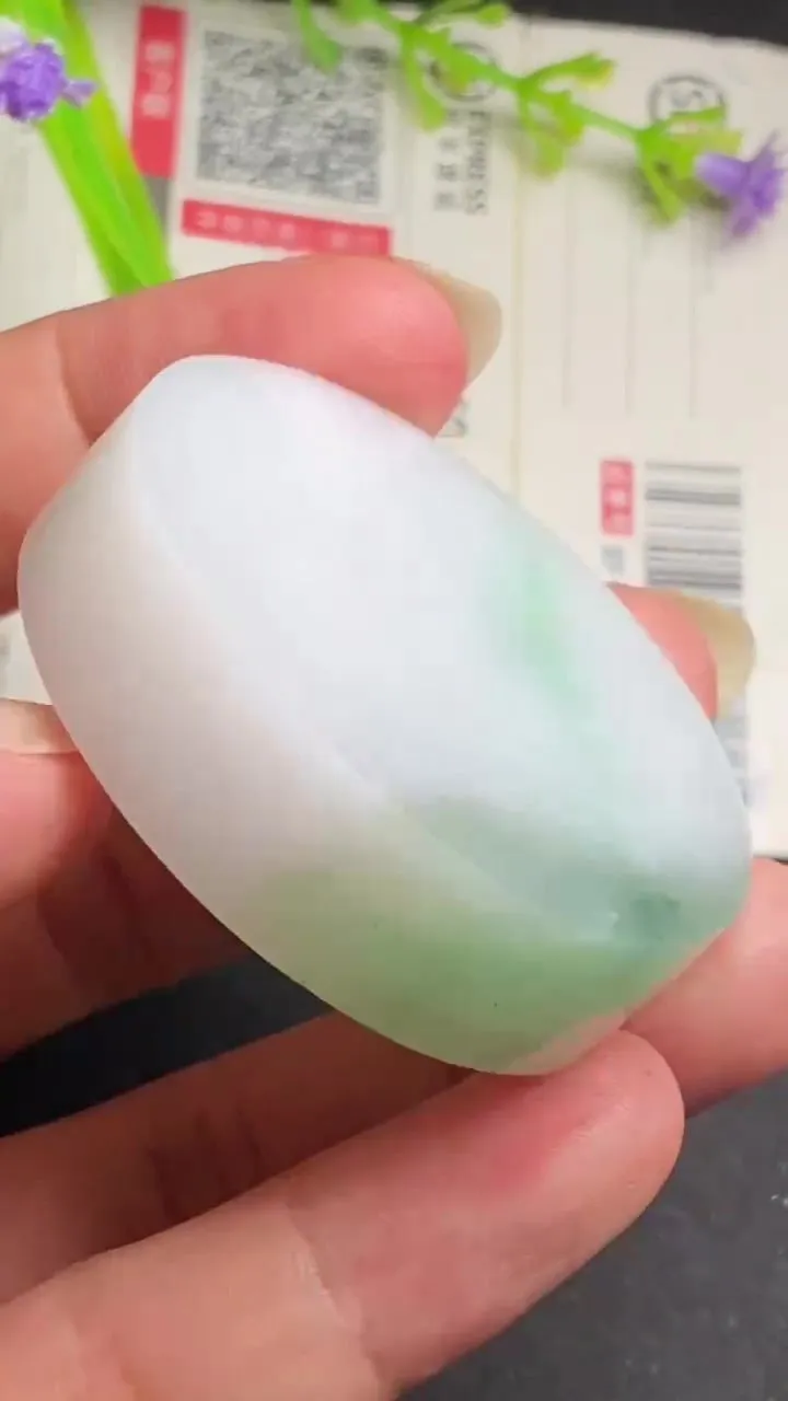 Natural Jade Rough Jadeite Raw (59g,43X19mm)-A5283