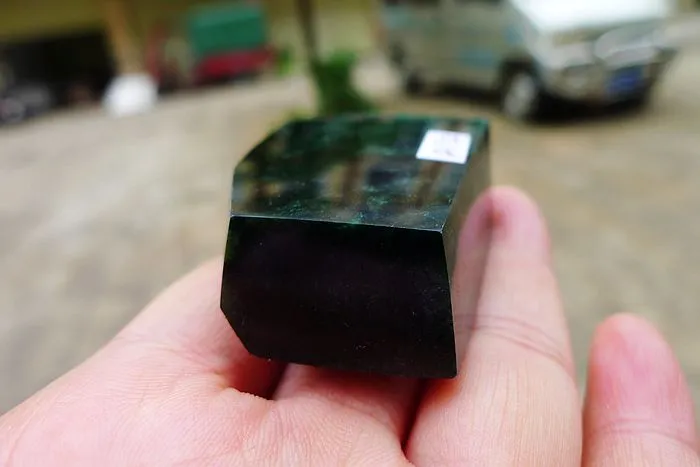Natural Jade Rough Jadeite Raw (65g,4.8X3.4X1.5cm)