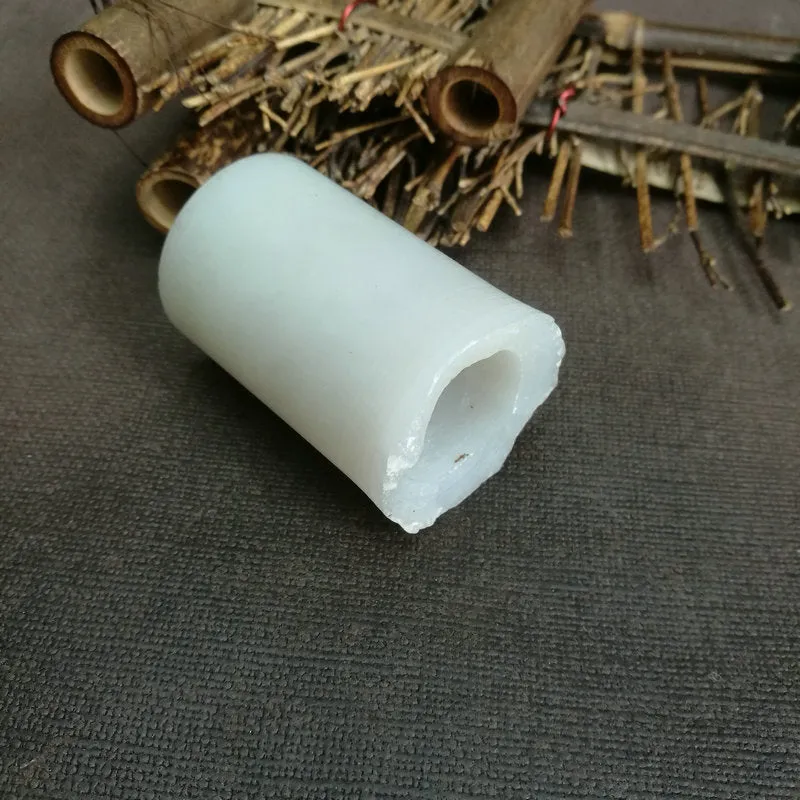 Natural Kunlun Jade Rough Nephrite Raw (71g,5X3.3cm)