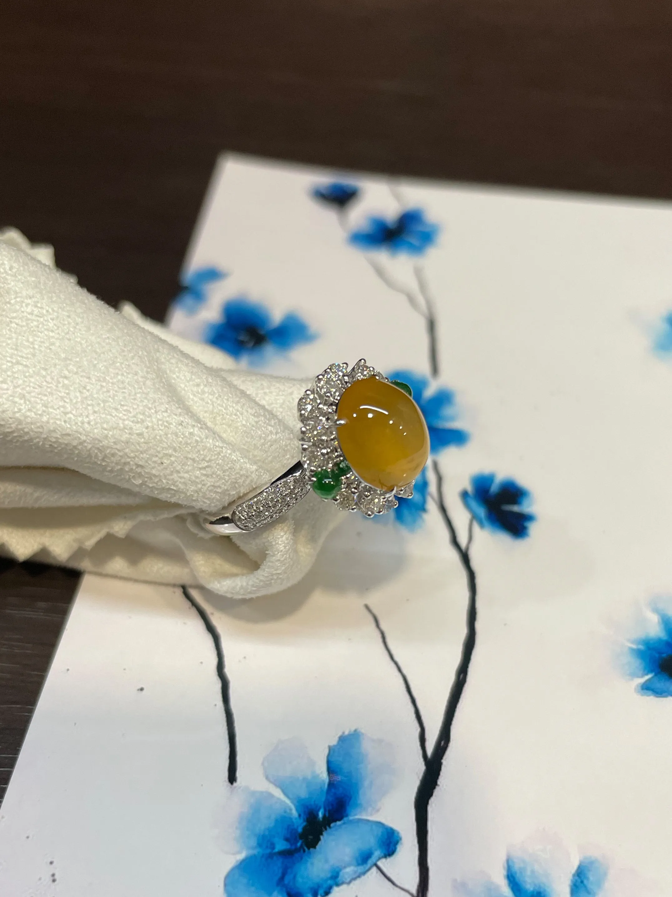 Yellow Jade Cabochon Ring (NJR044)