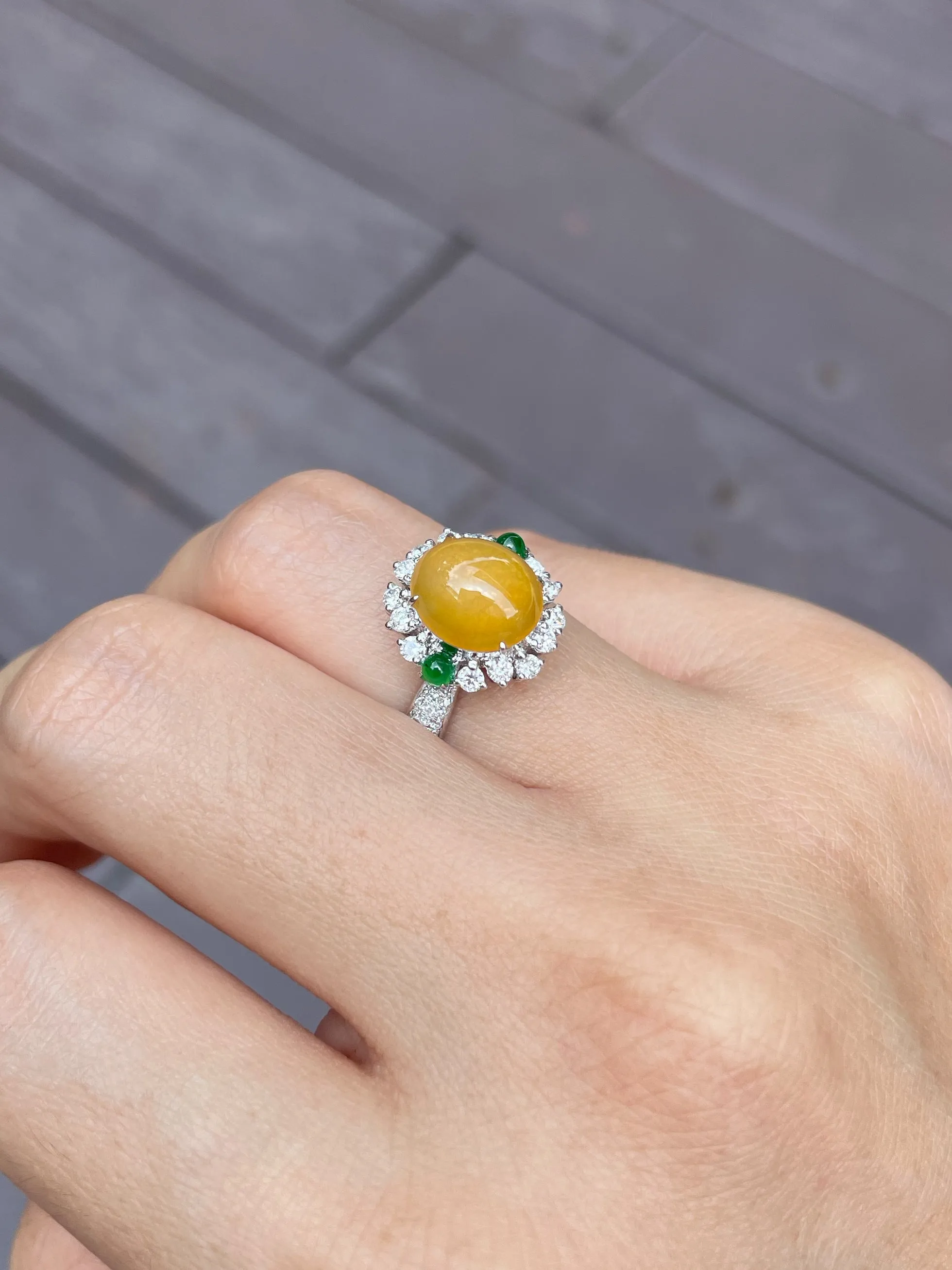 Yellow Jade Cabochon Ring (NJR044)