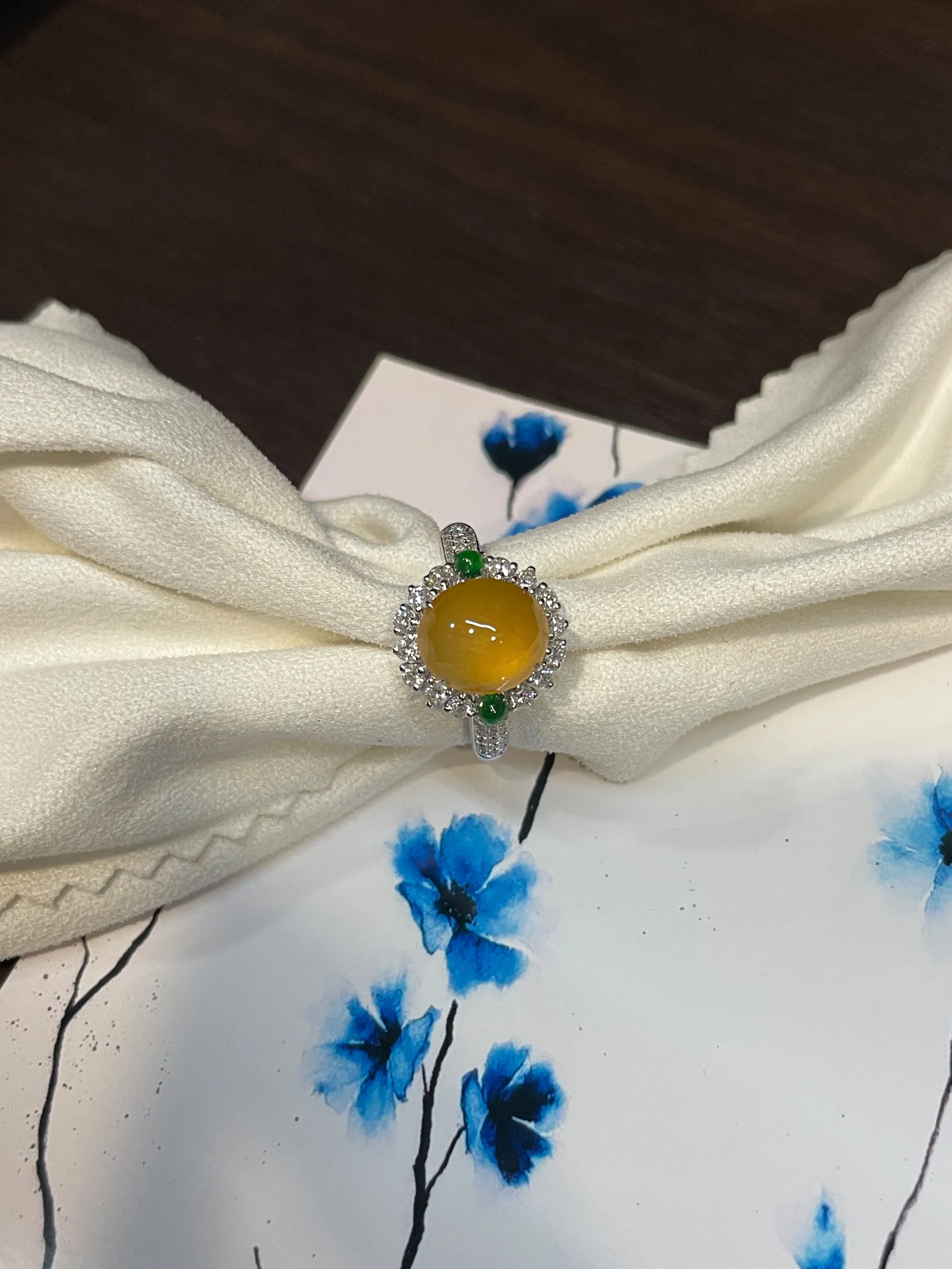 Yellow Jade Cabochon Ring (NJR044)